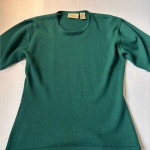 True vintage Classic Green Sweater
